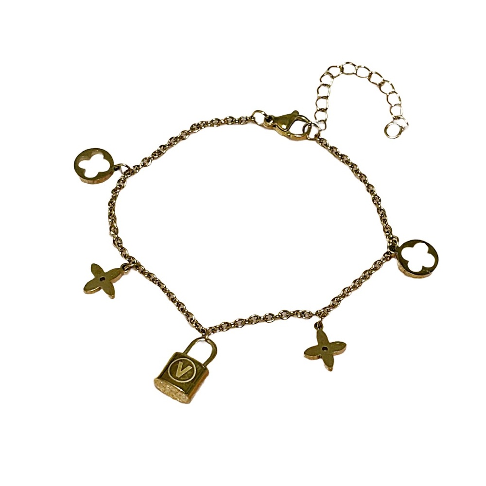 Gold Tone Charm Bracelet